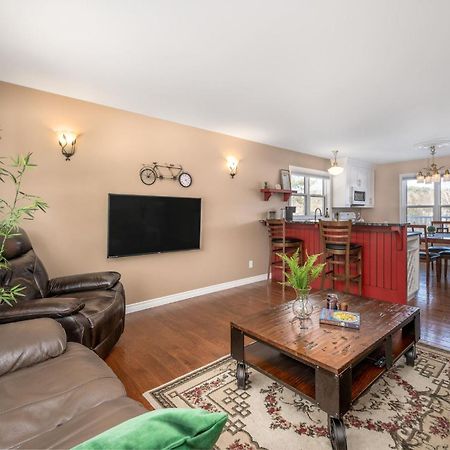 Point Of View I 55 Smarttv I Riverside I Sleeps 5 Bancroft Bagian luar foto